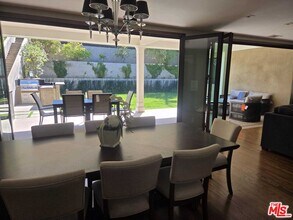 9312 Bolton Rd in Los Angeles, CA - Building Photo - Building Photo