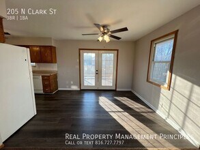 205 N Clark St in Lawson, MO - Building Photo - Building Photo