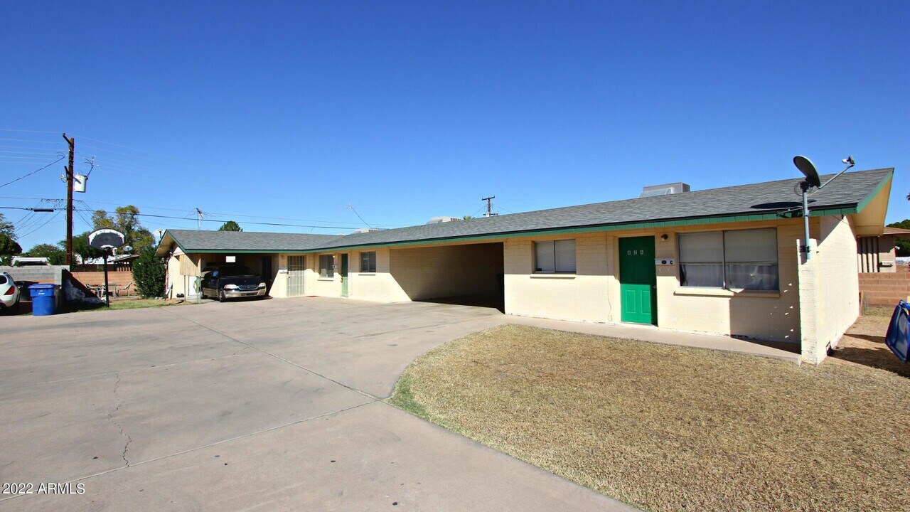 826 E 4th Pl-Unit -B in Mesa, AZ - Building Photo