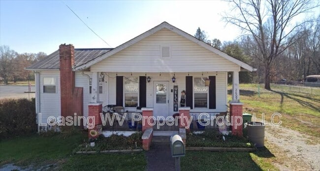 property at 2609 Main St