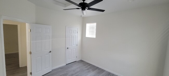 69 Locust St in Woodland, CA - Building Photo - Building Photo