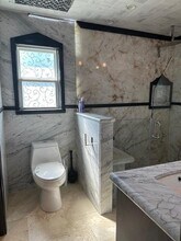 2214 Briarview Dr in Houston, TX - Building Photo - Building Photo