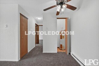 1230 Bedford Woods Dr in Toledo, OH - Building Photo - Building Photo