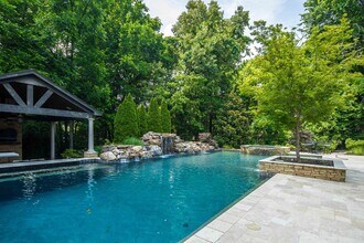 9039 N Hollybrook Ln in Memphis, TN - Building Photo - Building Photo