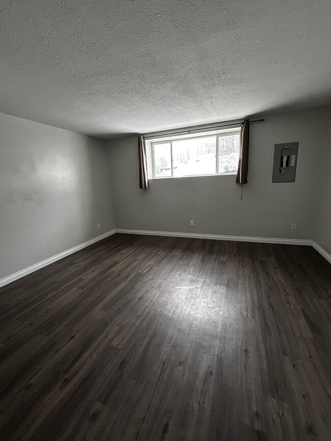 1311 Lark Ave in Quesnel, BC - Building Photo - Building Photo