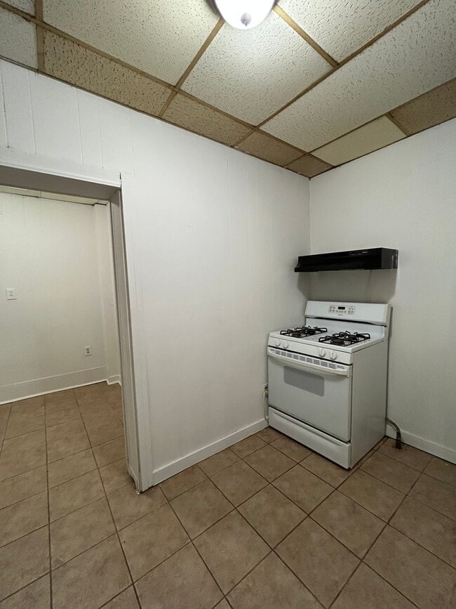 730 W State St in Trenton, NJ - Building Photo - Building Photo