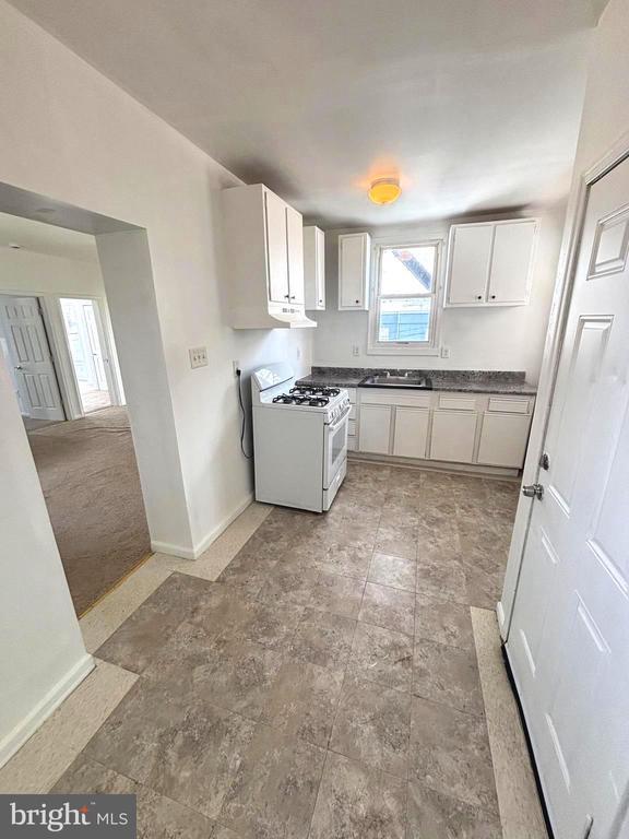 49 Hopkins St in Woodbury, NJ - Building Photo - Building Photo