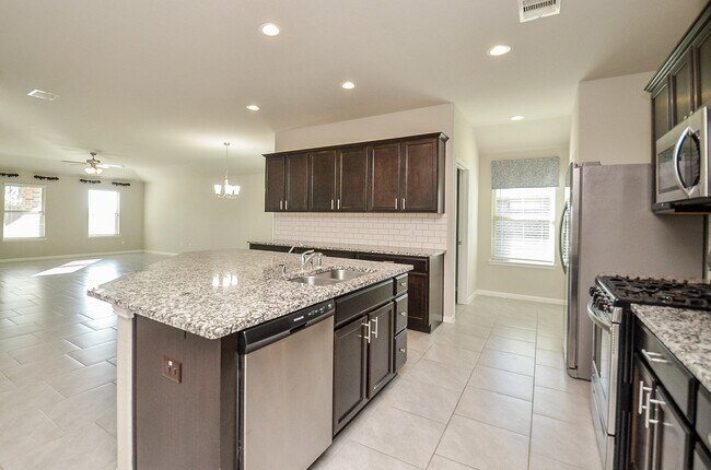 property at 3103 Floral Park Ct