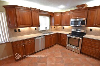 10274 Ramblewood Dr in Coral Springs, FL - Building Photo - Building Photo