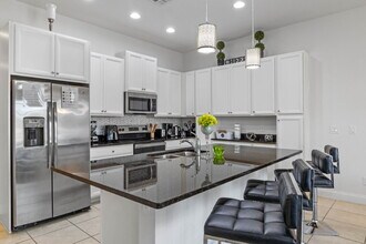 290 Captiva Dr in Davenport, FL - Building Photo - Building Photo