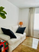 707 2nd Ave S in Lake Worth Beach, FL - Foto de edificio - Building Photo