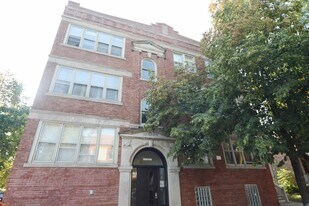 2657 N St Louis Ave in Chicago, IL - Building Photo