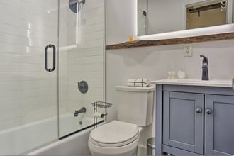 101 Willow Ave, Unit 101 Willow Ave Apt 4C in Hoboken, NJ - Foto de edificio - Building Photo