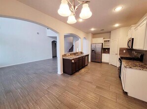 14723 Garner Falls Trl in Humble, TX - Foto de edificio - Building Photo