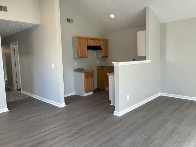 4101 Sunset Ave