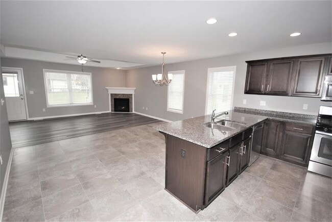 4821 E Highland Pkwy in Buffalo, NY - Building Photo - Building Photo