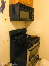 2035 N 15th St in Philadelphia, PA - Foto de edificio - Building Photo