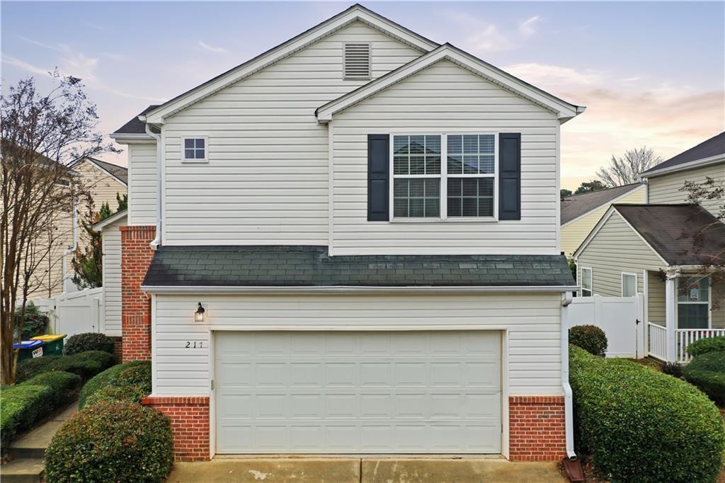 217 Hiawassee Dr in Woodstock, GA - Building Photo