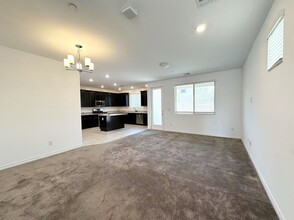 3228 Camellia Bank Ave in Henderson, NV - Building Photo - Building Photo