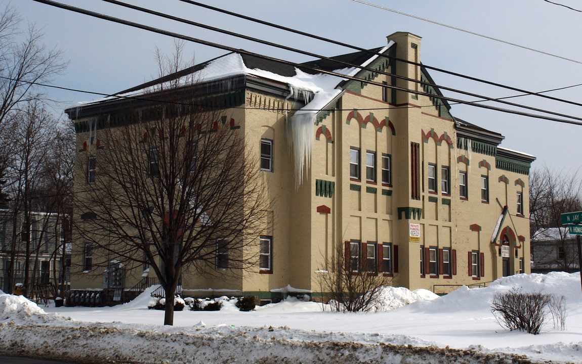 Victorian apartments in Rome, NY - Building Photo