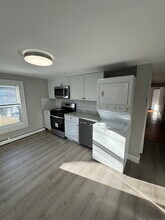 20 Nordland Ave, Unit 2W in Cromwell, CT - Building Photo - Building Photo