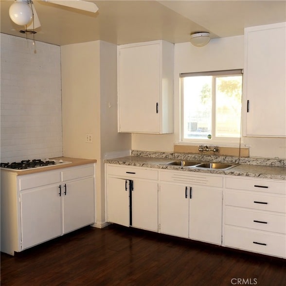 property at 501 University Pl