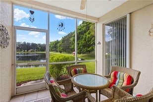 14960 Vista View Way, Unit 403 in Ft. Myers, FL - Building Photo