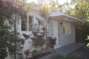 3121 NW 3rd Ave in Miami, FL - Building Photo