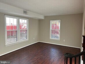 13133 Putnam Cir in Woodbridge, VA - Building Photo - Building Photo