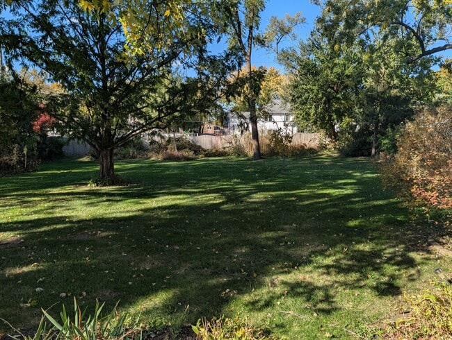 342 Sunrise Ave in Willowbrook, IL - Building Photo - Building Photo