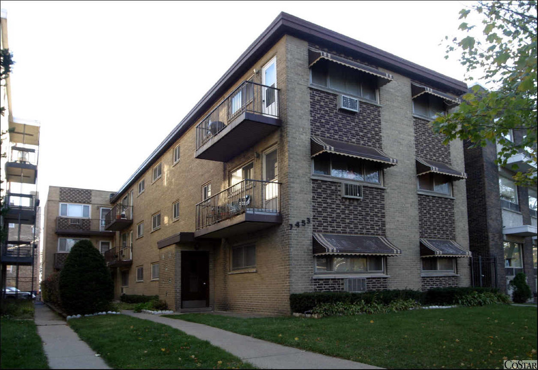 7453 N Sheridan Rd in Chicago, IL - Foto de edificio