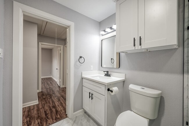 property at 513 Barkley St