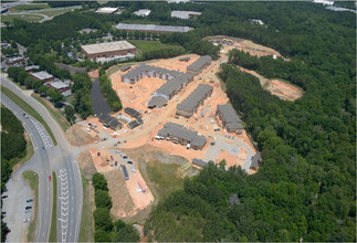 Walton Bluegrass in Alpharetta, GA - Foto de edificio - Building Photo