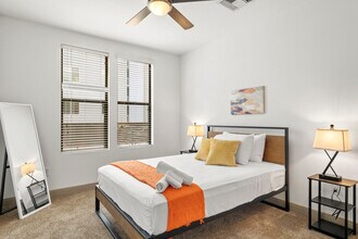 555 N College Ave in Tempe, AZ - Building Photo - Building Photo