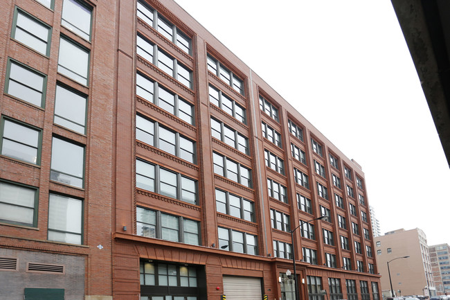 Library Lofts in Chicago, IL - Building Photo - Building Photo