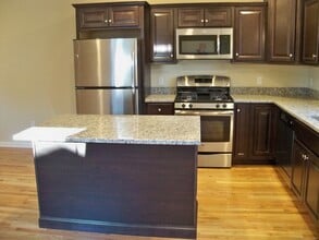 404 Main St in Wallingford, CT - Building Photo - Building Photo