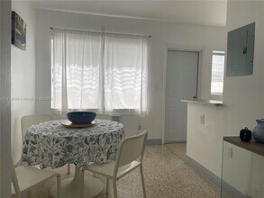 865 80th St in Miami Beach, FL - Foto de edificio - Building Photo