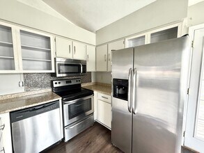 90 Grassmire Dr in Clarksville, TN - Building Photo - Building Photo