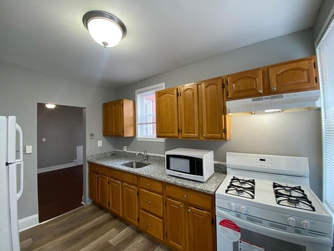 property at 3444 W Caton Ave