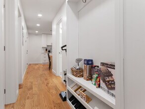 1 Central Sq, Unit 1 in Cambridge, MA - Building Photo - Building Photo