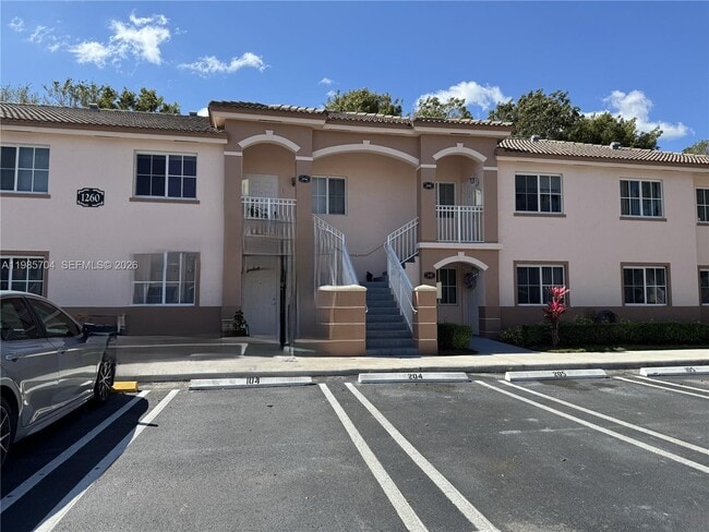 property at 1260 SE 28th Ct