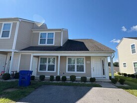 200 Twig St in Christiansburg, VA - Building Photo