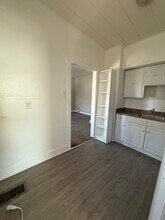 499 Delaware Ave, Unit 1 in Roebling, NJ - Foto de edificio - Building Photo