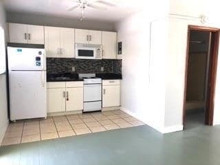 3200 NE 5th Ct in Pompano Beach, FL - Foto de edificio - Building Photo