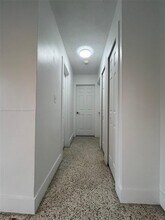 1619 NW 1st St in Miami, FL - Building Photo - Building Photo