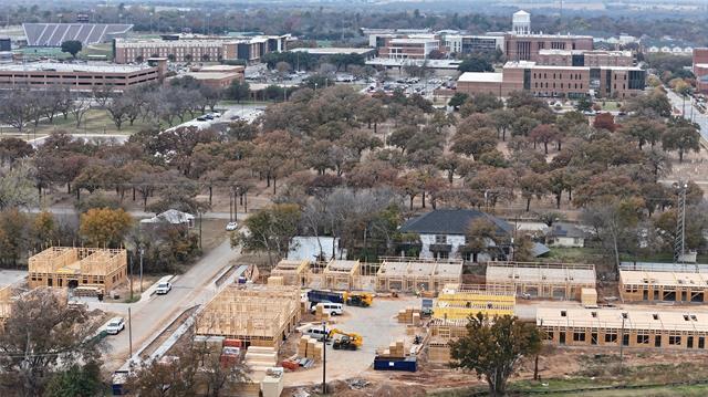 422 S Lillian in Stephenville, TX - Building Photo