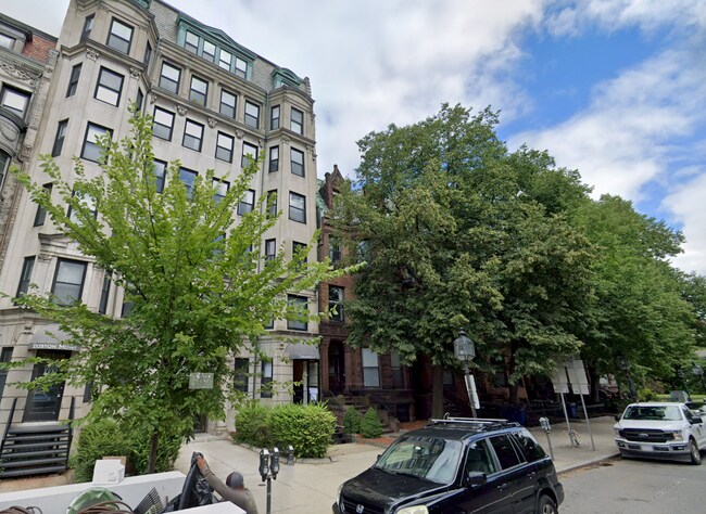 property at 479 Commonwealth Ave