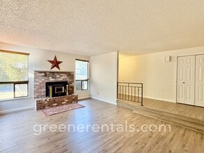1906 Hanover Dr SE in Lacey, WA - Building Photo - Building Photo