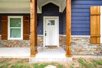 423 W Walker St in Denison, TX - Building Photo - Building Photo