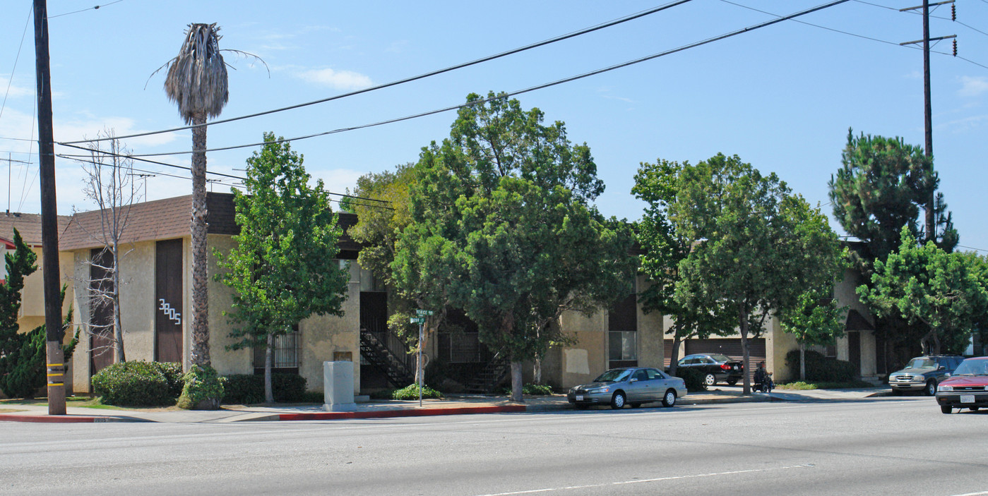 3805 Huron Ave in Culver City, CA - Building Photo